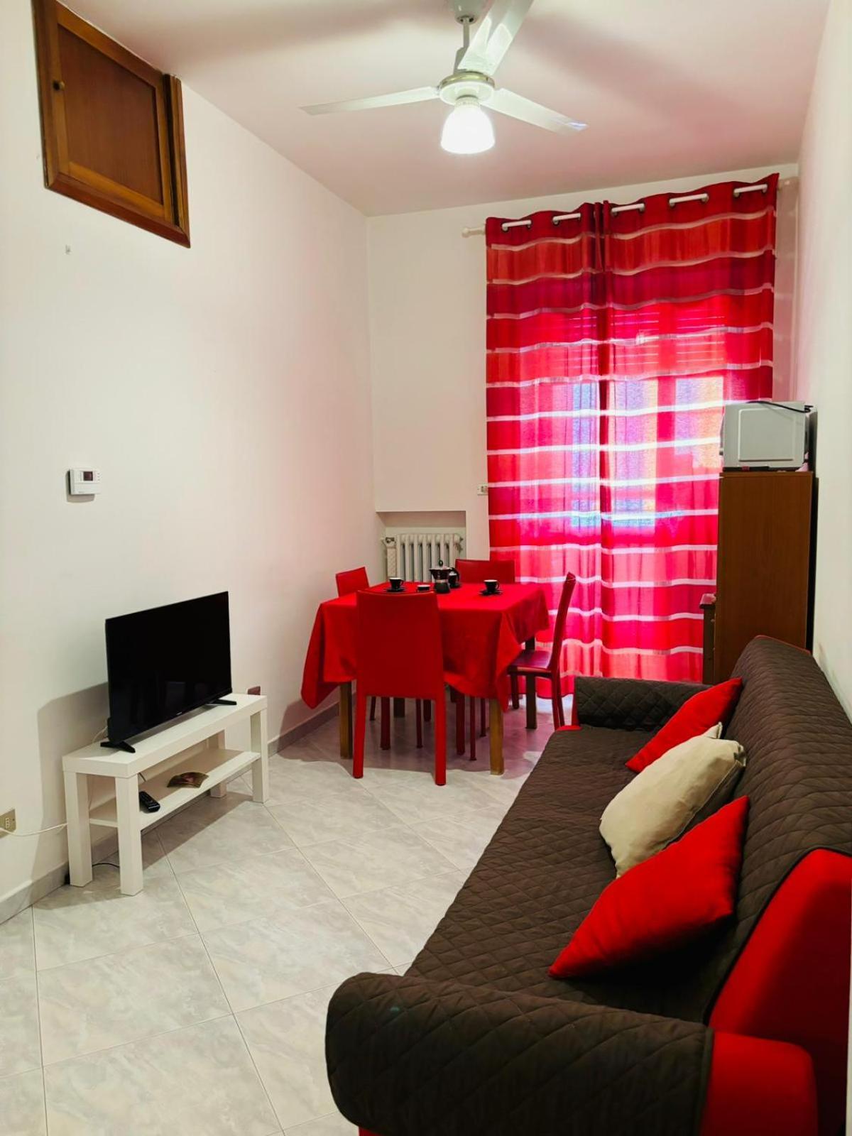 Matthias Central Rooms And Accomodation Bari Extérieur photo