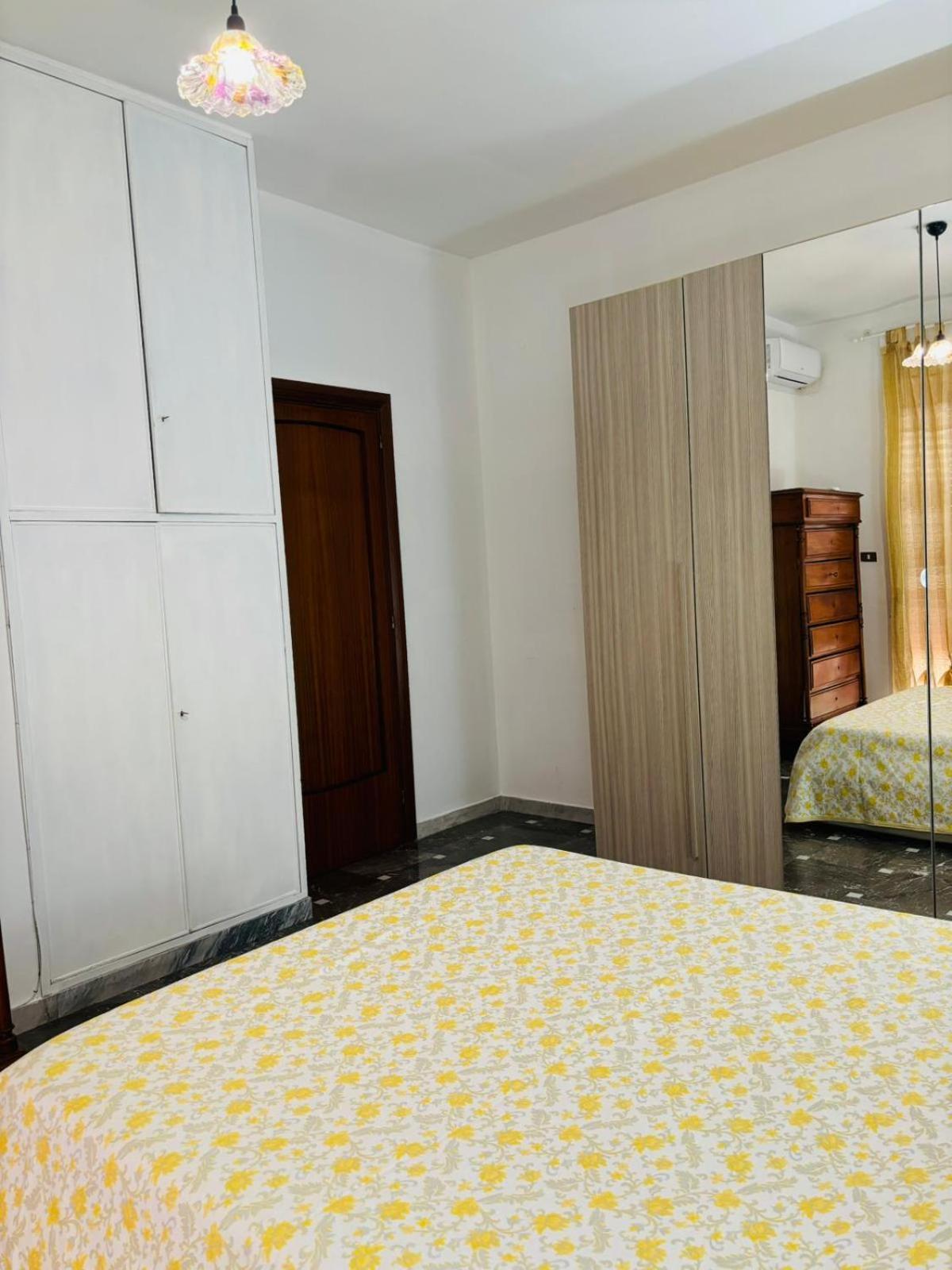 Matthias Central Rooms And Accomodation Bari Extérieur photo