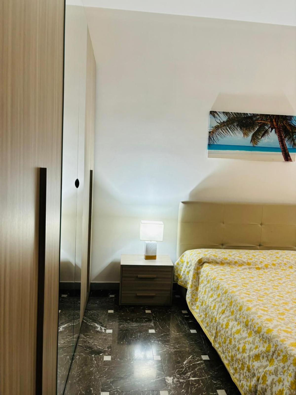 Matthias Central Rooms And Accomodation Bari Extérieur photo