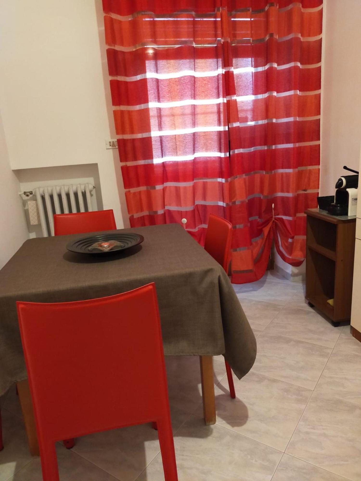 Matthias Central Rooms And Accomodation Bari Extérieur photo